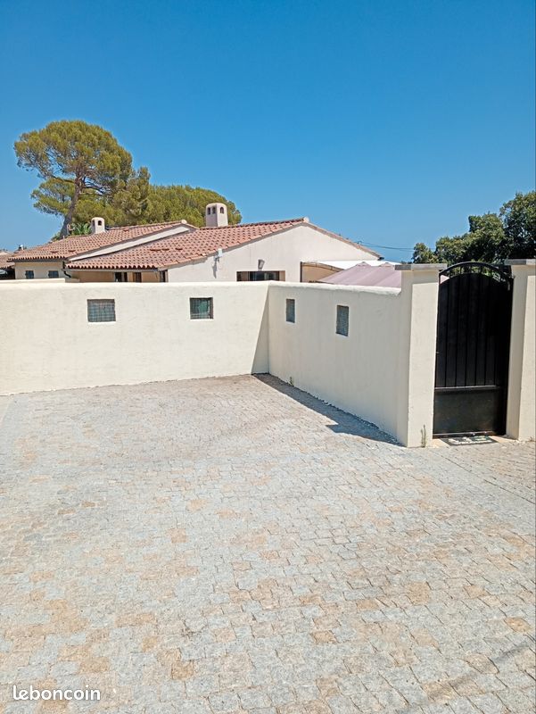 Maison 3 pièces 45 m² · à Roquebrune-sur-Argens · 45 m² · 470 000 €