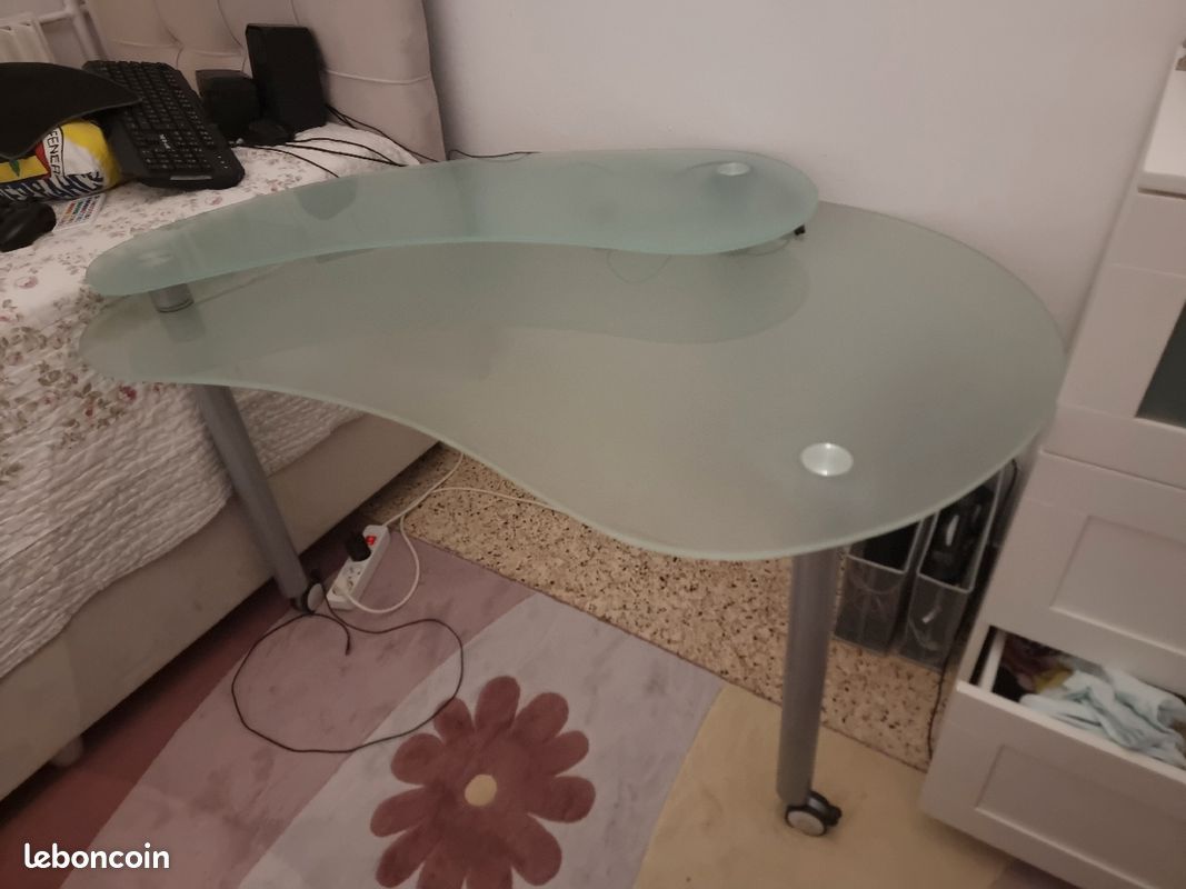 Bureau à vendre (image 1)