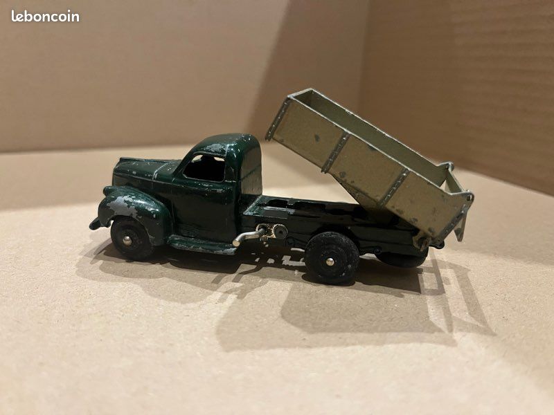 Ancien Camion Benne Dinky Toys – Occasion, Collection