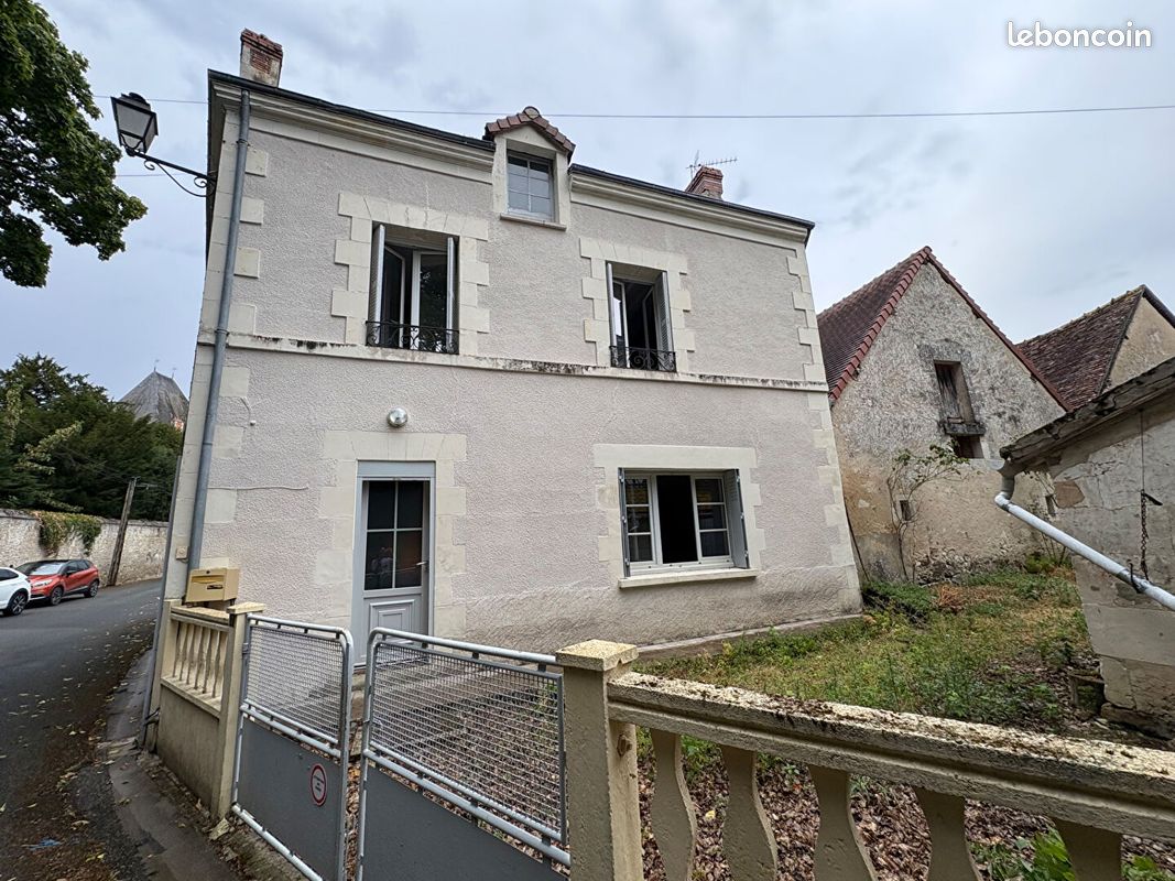 Maison 3 pièces 73 m² · à Azay-le-Ferron · 73 m² · 71 000 €