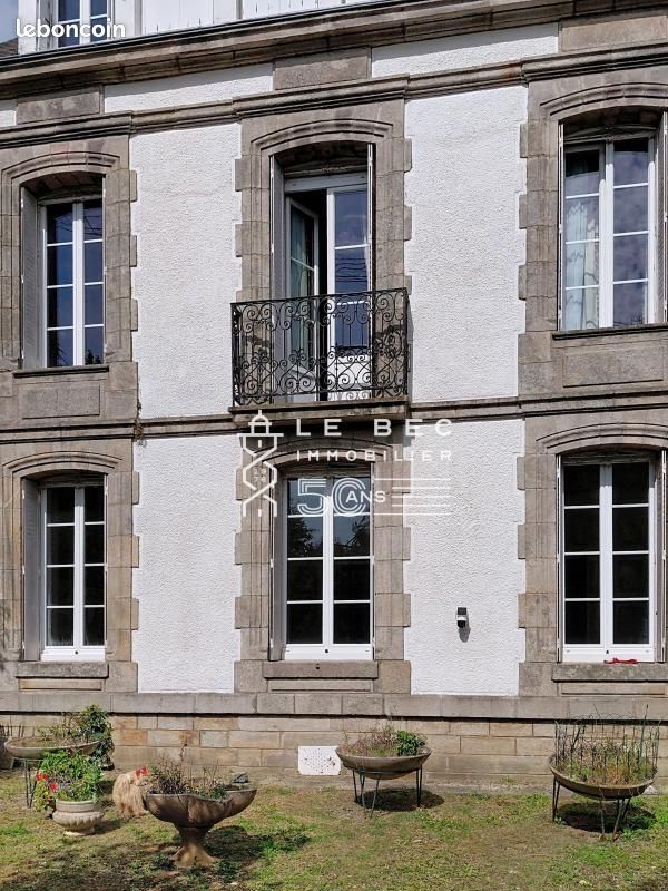 Maison 9 pièces 172 m² · à Lorient · 172 m² · 598 500 €