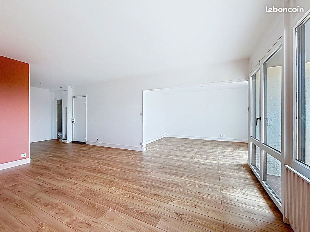 Appartement 5 pièces 101 m² · à Mont-Saint-Aignan · 101 m² · 270 000 €