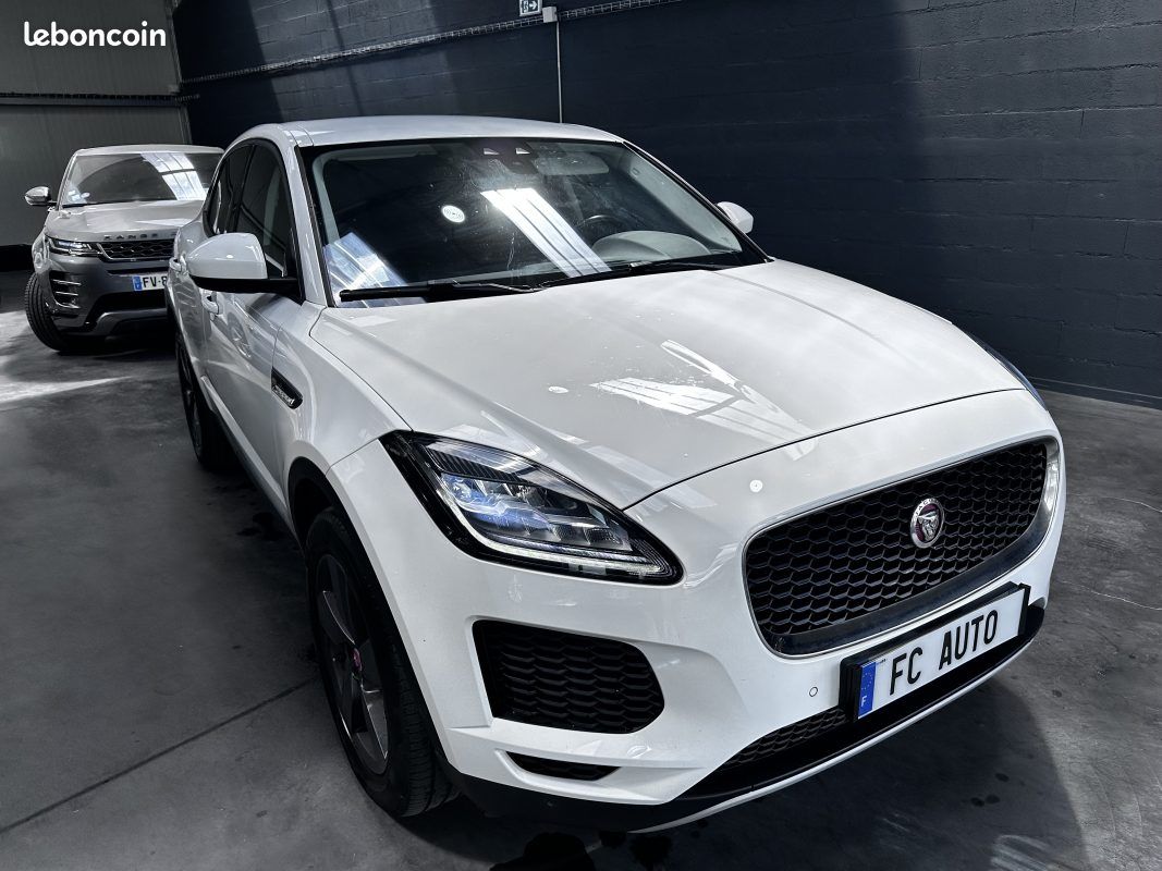 Jaguar e-pace jaguar e-pace 2.0d 150cv r-dynamic s 2018 (image 11)