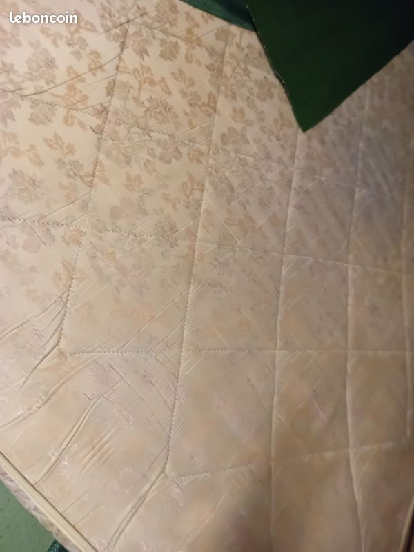 Sommier plus matelas (image 1)