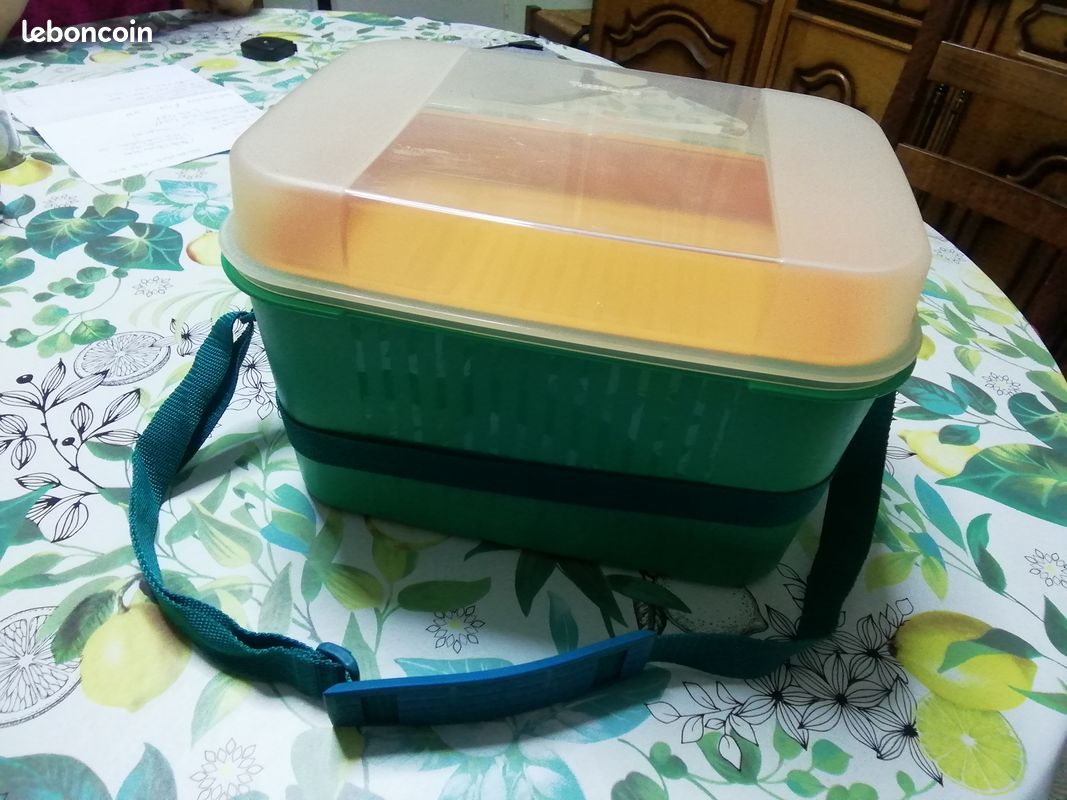Boîte Pic nique transportable Neuve (image 1)