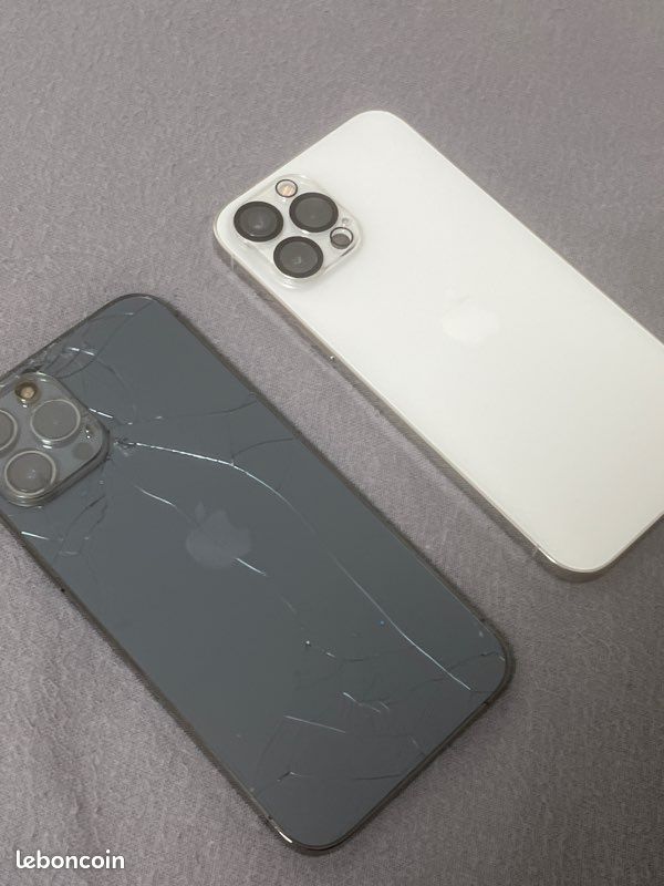 2 iPhone 12 Pro Max (image 1)