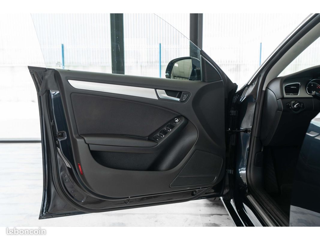 AUDI A5 Sportback 2.0 TDI - 190 - S-Tronic Business line (image 29)