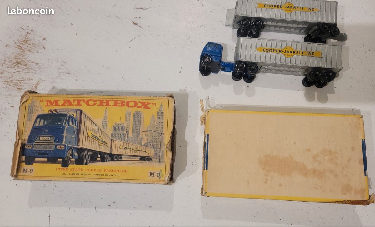 Interstate Double Freighter 'Cooper Jarret Inc' M- 9-A (1962) - Matchbox