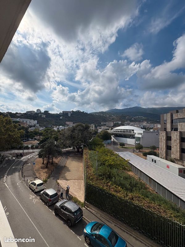 Appartement 3 pièces 55 m² · à Bastia · 55 m² · 900 €/mois
