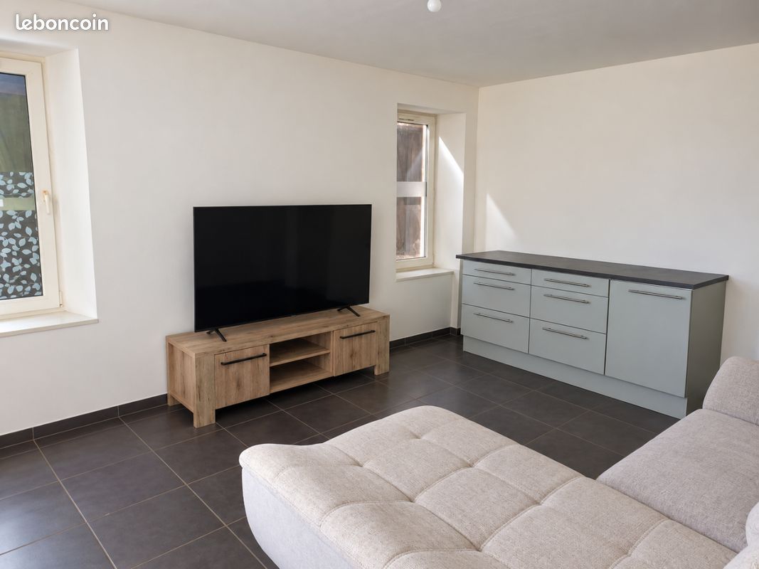 Appartement 5 pièces 100 m² · à Grandvillers · 100 m² · 700 €/mois