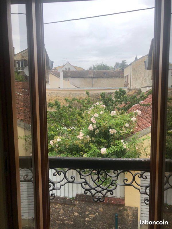 Appartement 1 pièce 27 m² · à Pontoise · 27 m² · 99 000 €