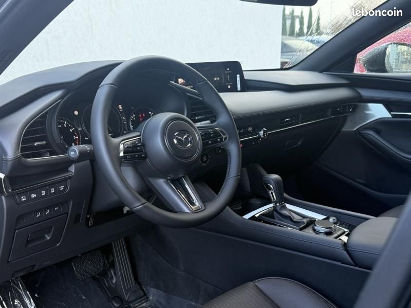 Mazda Mazda 3 2.5 e-SKYACTIV-G M-Hybrid 140ch Takumi BVA 2025 Euro6e (image 6)
