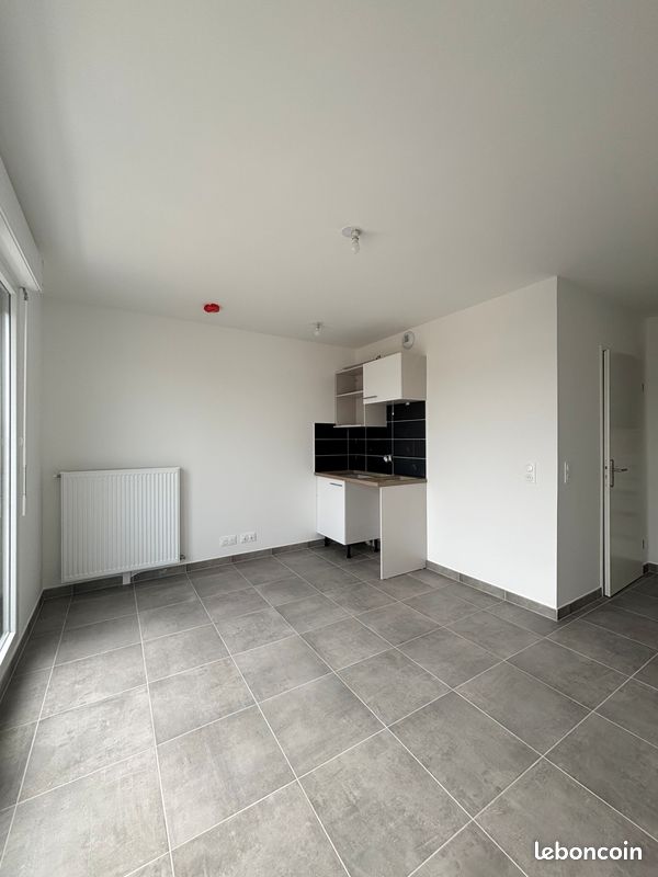Appartement 1 pièce 27 m² · à Saint-Maur-des-Fossés · 27 m² · 920 €