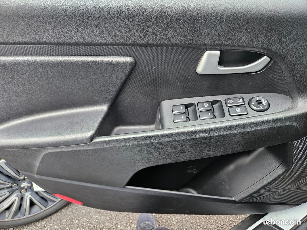 KIA Sportage EX 4WD 115 cv (image 12)