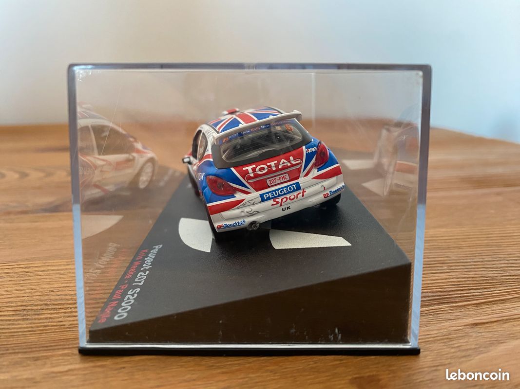 Miniature Peugeot 207 S2000 Rallye Istanbul 2007 – Ixo 1/43 – Vouillloz