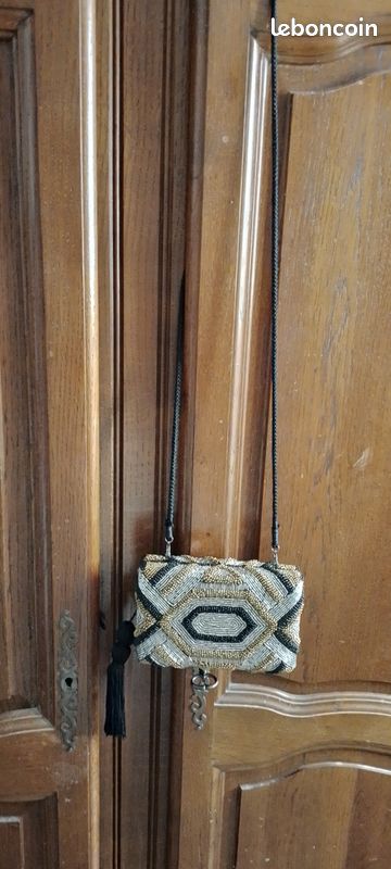 Pochette clutch perles (image 3)