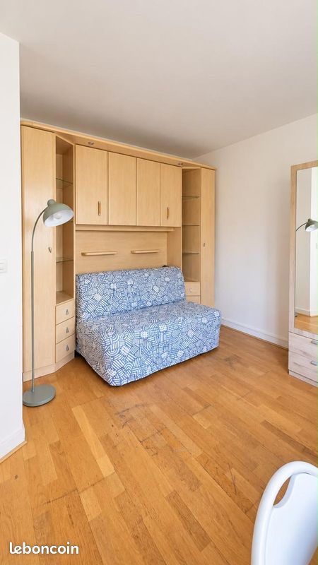 Appartement 1 pièce 17 m² · à Puteaux · 17 m² · 940 €/mois