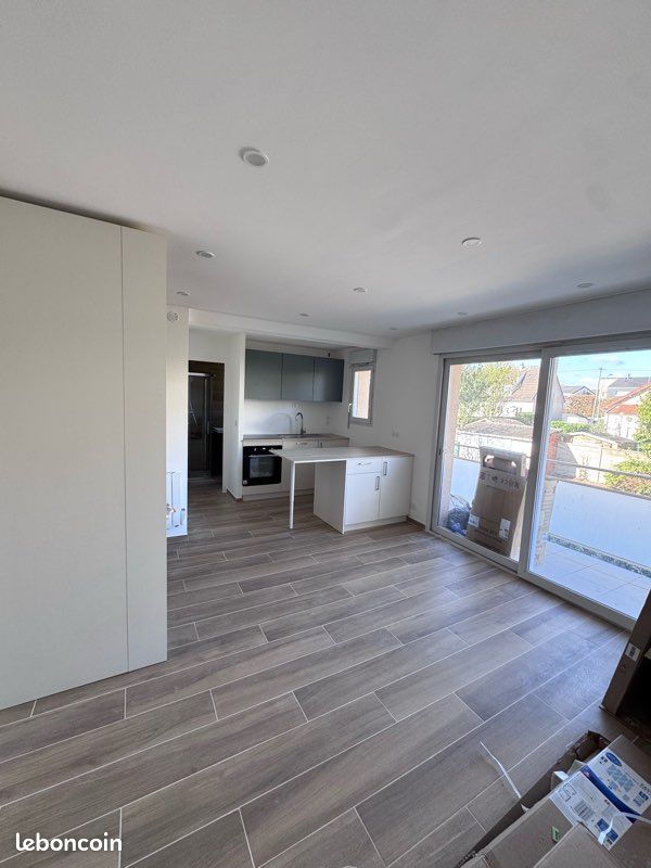 Appartement 1 pièce 28 m² · à Savigny-sur-Orge · 28 m² · 950 €/mois