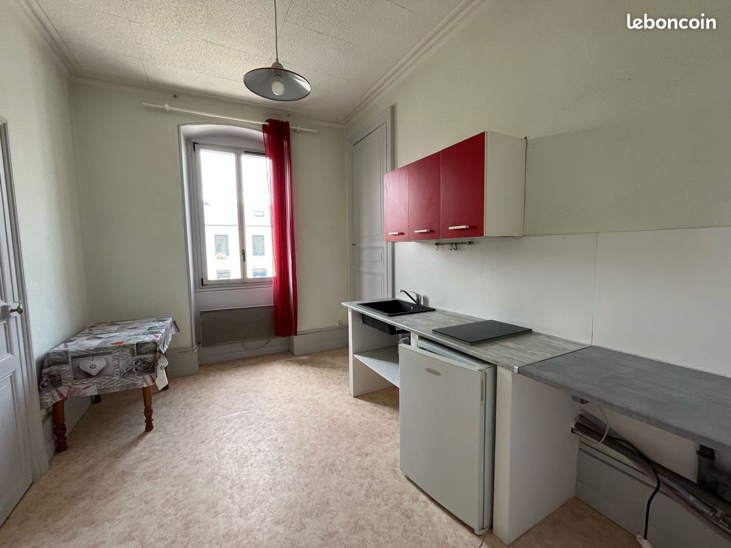 Appartement 2 pièces 42 m² · à Châteauroux · 42 m² · 483 €