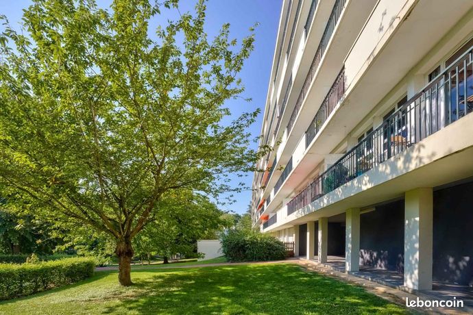 Appartement a louer ville-d'avray - 4 pièce(s) - 98 m2 - Surfyn