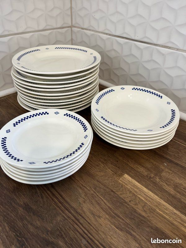 Lot De 6 Assiettes Lustucru Motif Damier - Porcelaine Blanche 18cm