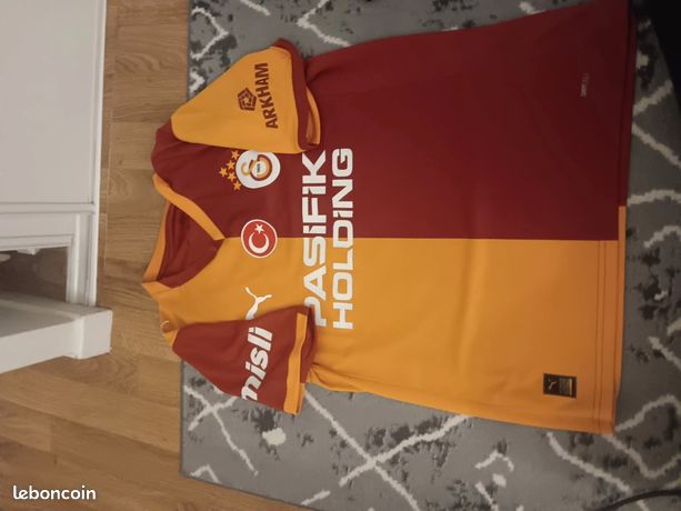 Troisième Maillot Galatasaray 2010-11