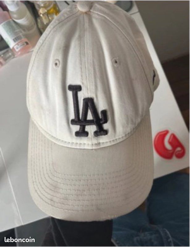 Lot de deux casquettes (image 4)