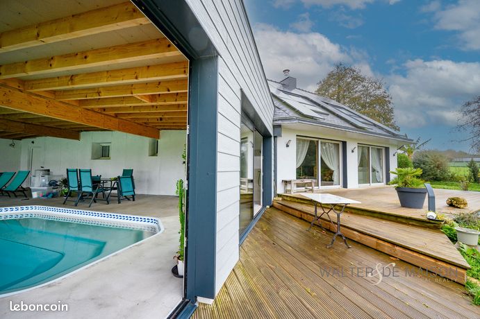 Maison 10 pièces 240 m²