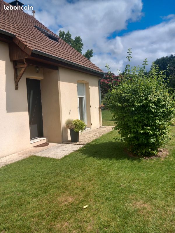 Maison 6 pièces 149 m² · à Yvré-l'Évêque · 149 m² · 310 000 €