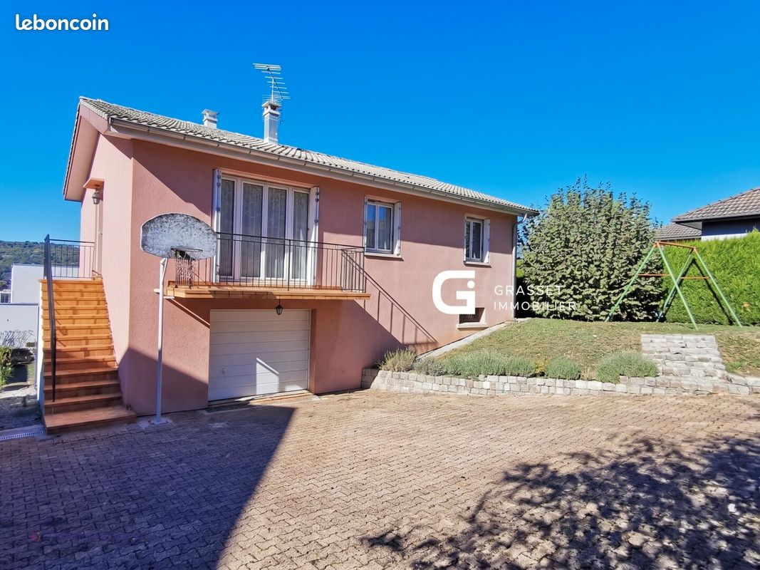 Maison 4 pièces 82 m² · à Oyonnax · 82 m² · 190 000 €