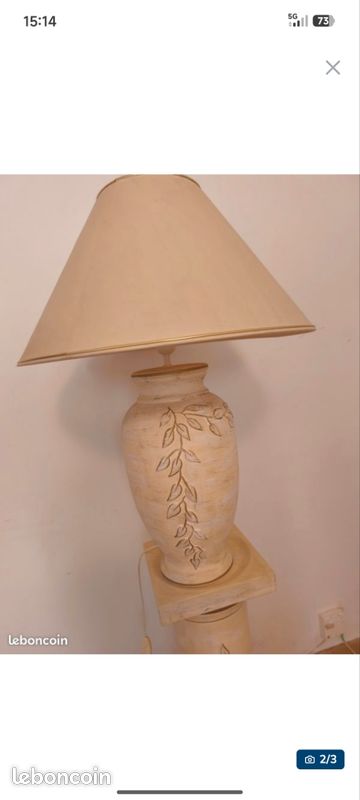 Lampe et colonne (image 2)
