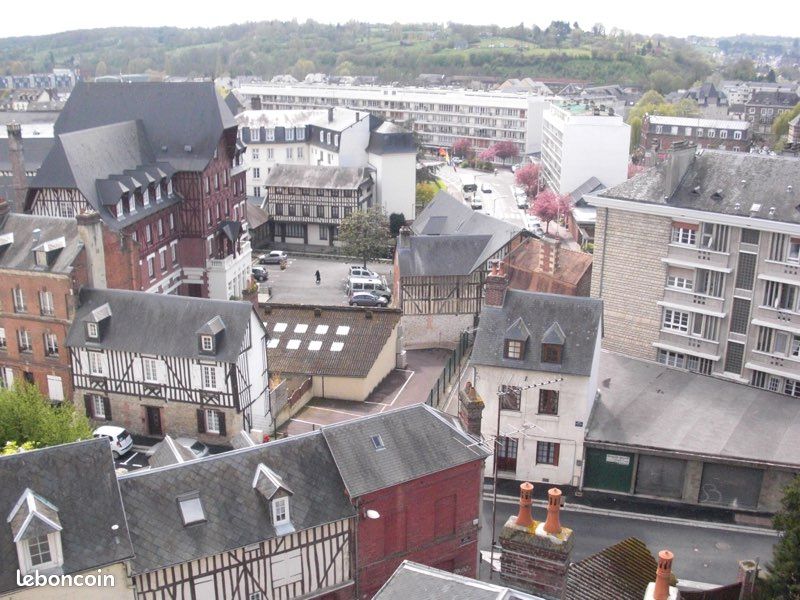 Appartement 1 pièce 20 m² · à Lisieux · 20 m² · 400 €