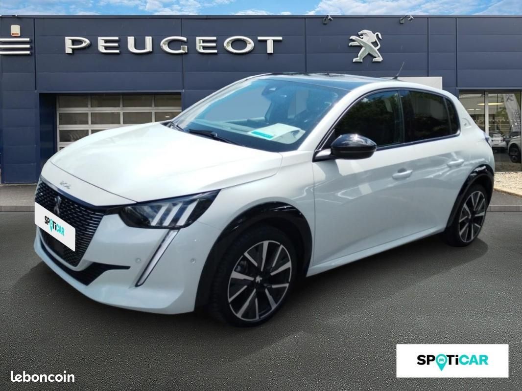 Peugeot 208 PureTech 100 S&S BVM6 GT (image 1)