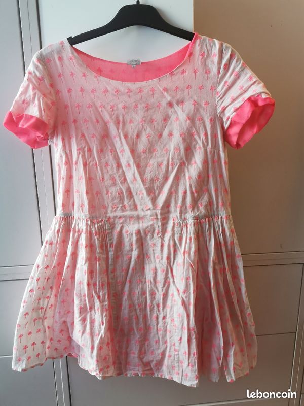 Robe Karl Marc John, fond blanc à palmiers roses. 8,10 ans (image 3)