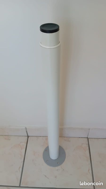 Pied réglable (image 3)