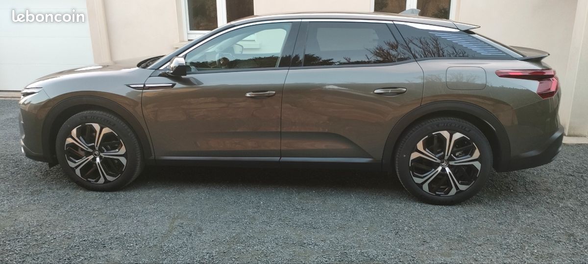 Citroën C5 X 225 Hybride Rechargeable Shine Pack (image 2)