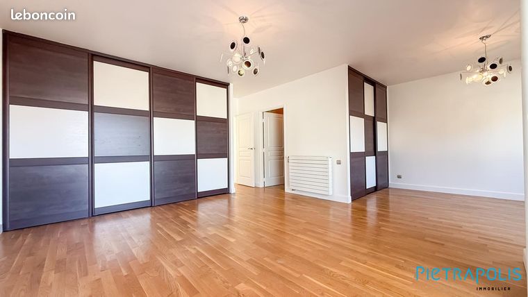 Maison de ville 6 pièces 142 m² — 13