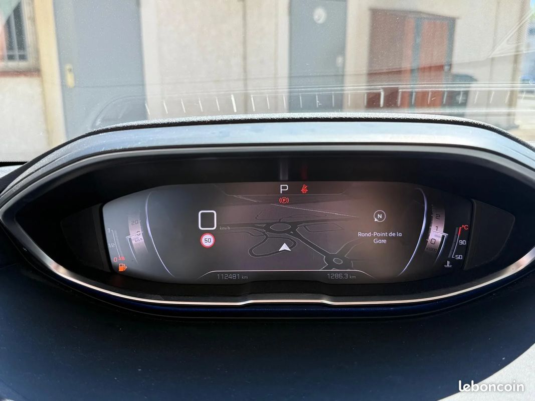 PEUGEOT 3008 BlueHDi 130ch S&S EAT8 GT / TVA RECUP / 1ER MAIN (image 20)