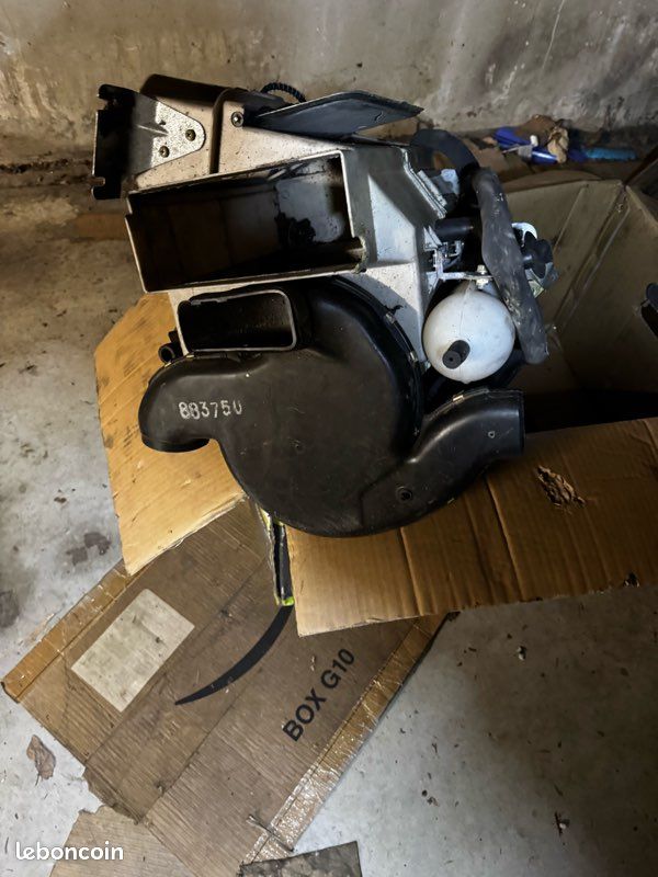 Volvo 240 groupe ventilation (image 2)