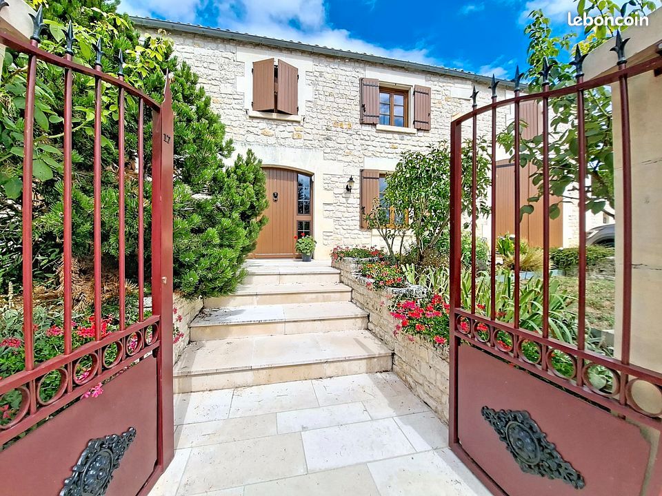 Maison 6 pièces 232 m² · à Marignac · 232 m² · 348 150 €