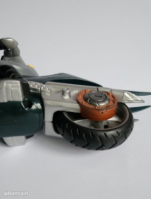 Batman moto (image 8)