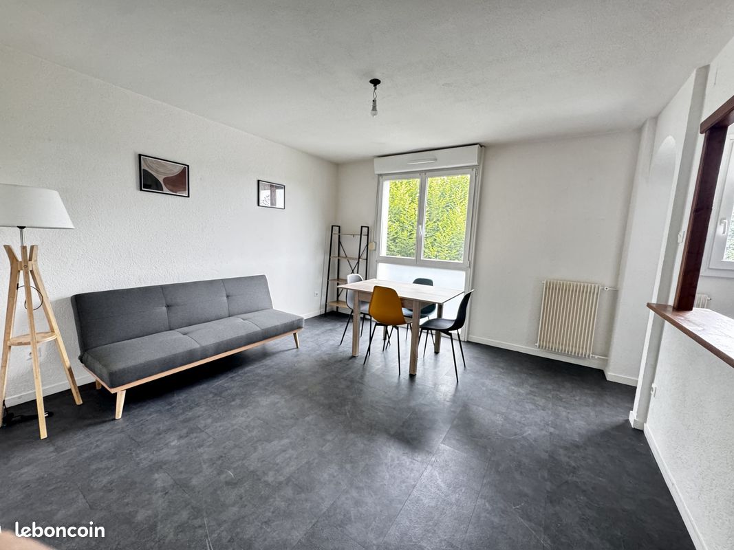 Appartement 2 pièces 54 m² · à Seloncourt · 54 m² · 450 €/mois