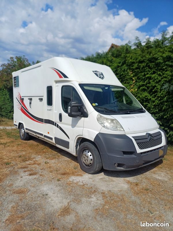 Camion chevaux (image 1)