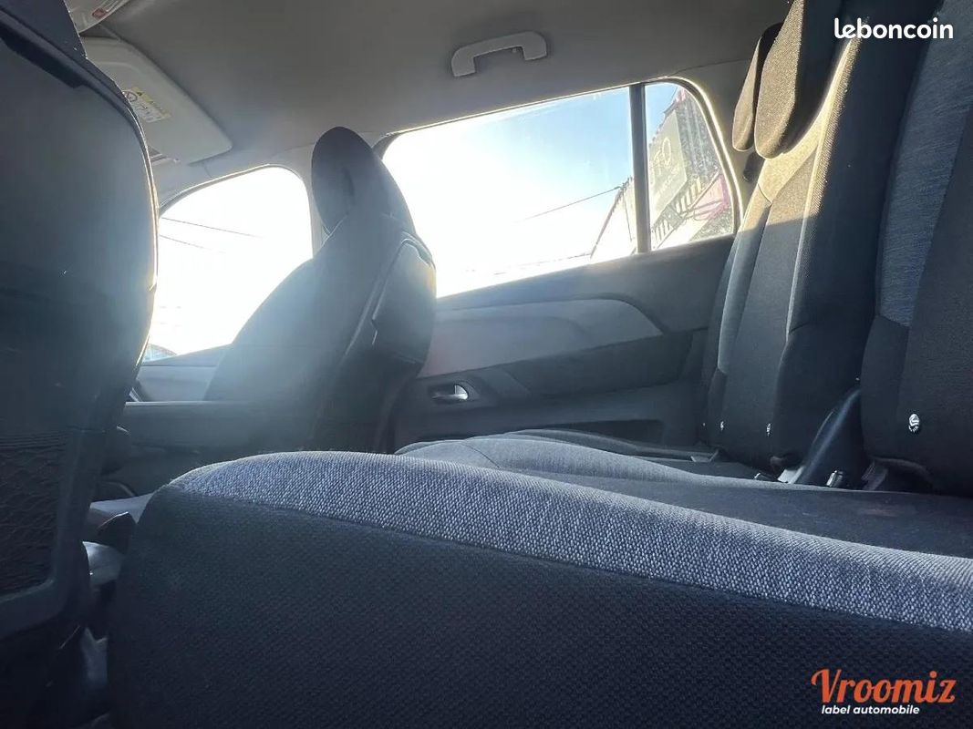 Citroen C4 Grand Picasso 1.2 L 130 S&S BUSINESS + BV6 ESSENCE 7PLACES 12 MOIS DE GARANTIE CHIC (image 7)