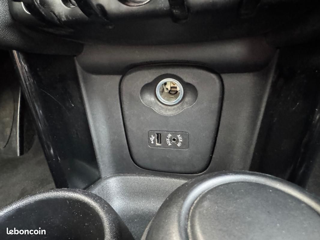 Mini 5 portes HATCH F55 Cooper D 116 ch Pack Mini Business A (image 18)
