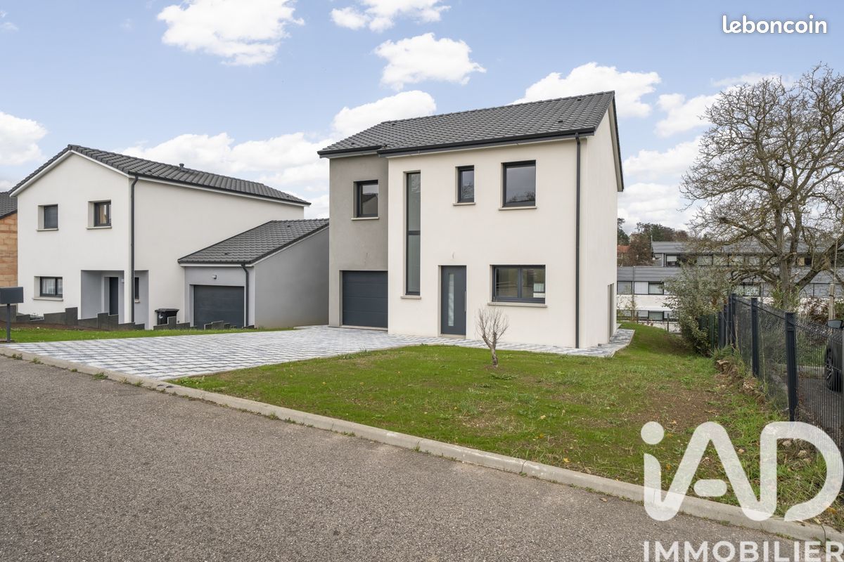 Maison 6 pièces 119 m² · à Saint-Nicolas-de-Port · 119 m² · 350 000 €