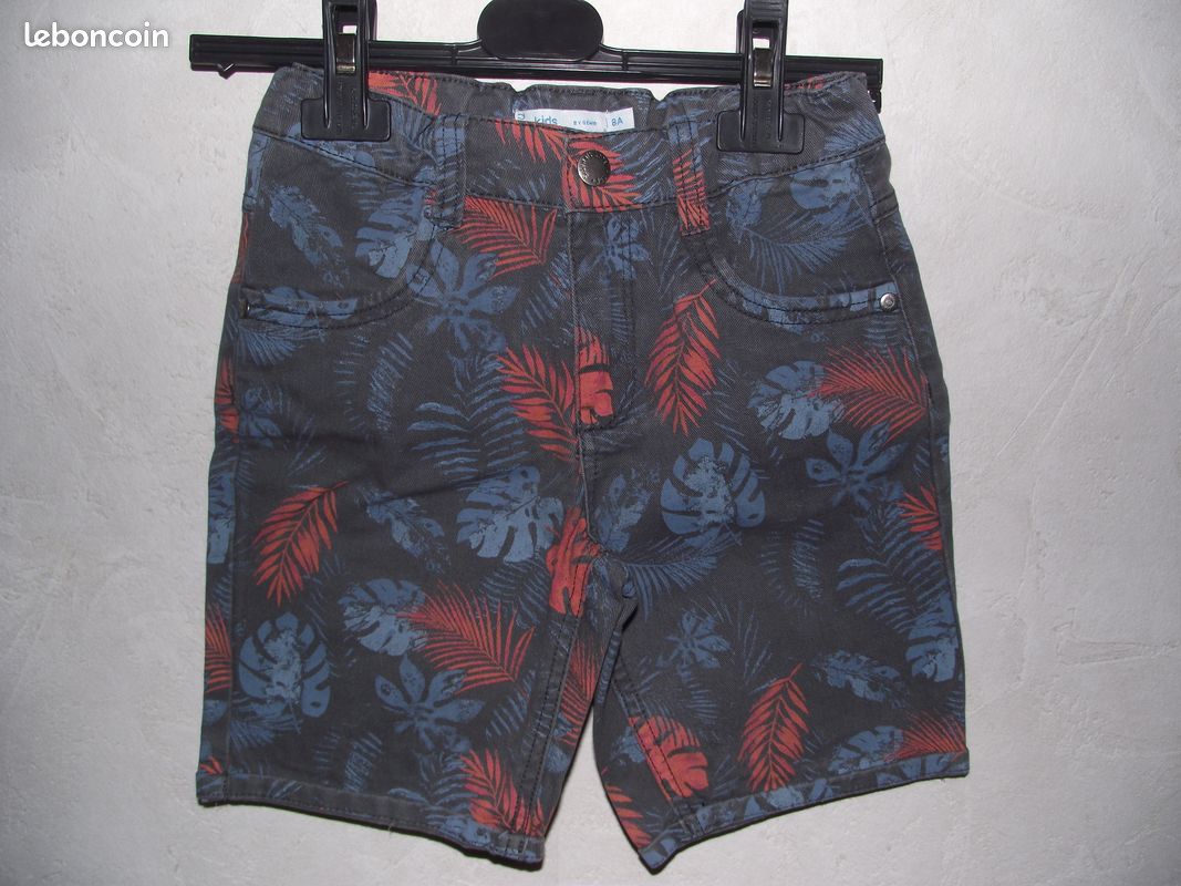 Short bleu nuit avec motifs (image 1)