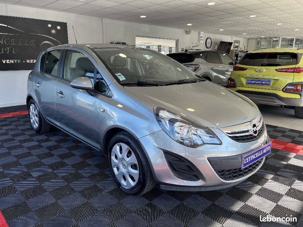 Opel Corsa 1.2 - 85 ch Twinport Graphite (image 4)