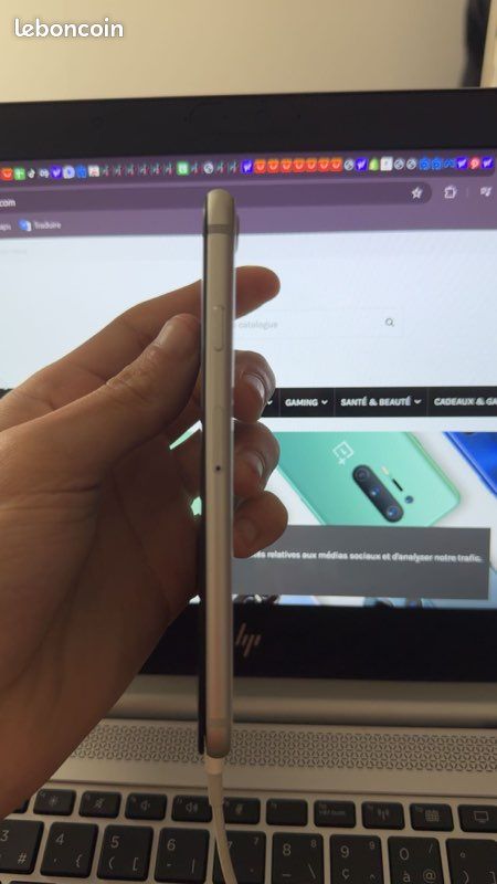 IPhone 8 (image 3)