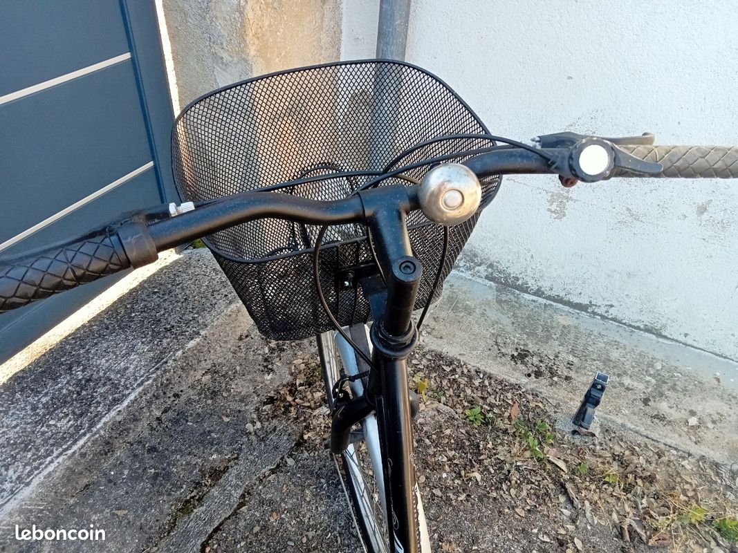 Vend vélo de femme (image 3)